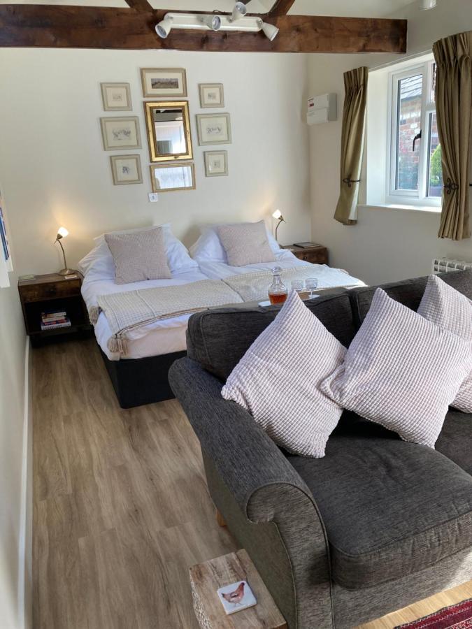 Hunters Moon B&B Tidworth Eksteriør billede