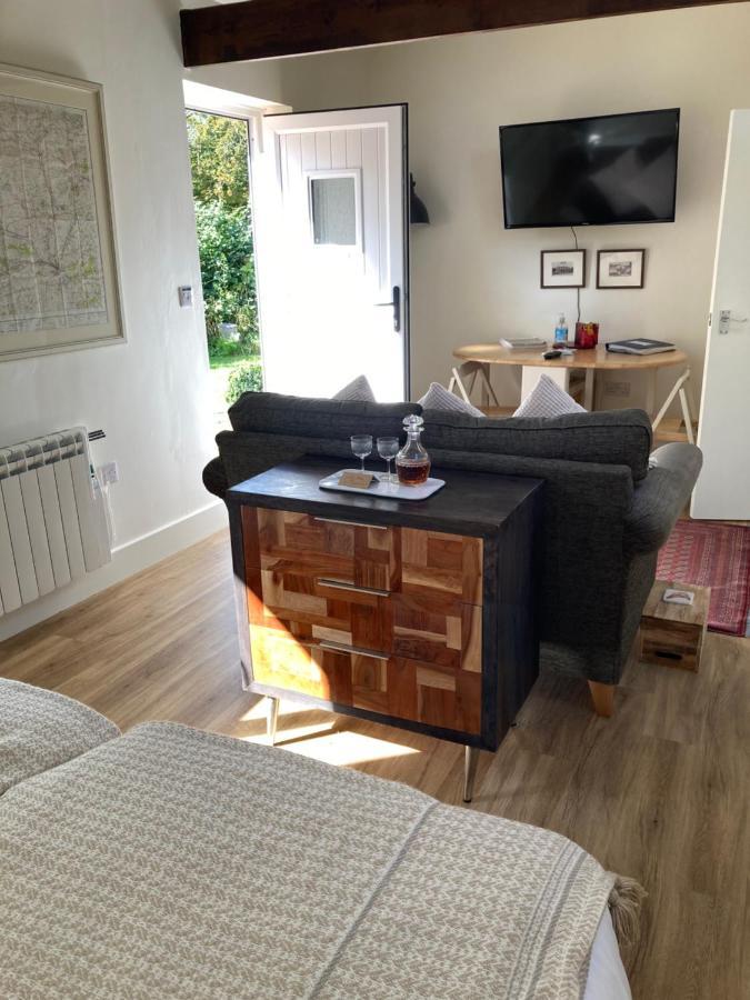 Hunters Moon B&B Tidworth Eksteriør billede
